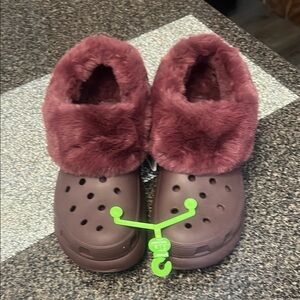Cozy womans Clogs with Faux Fur Lining